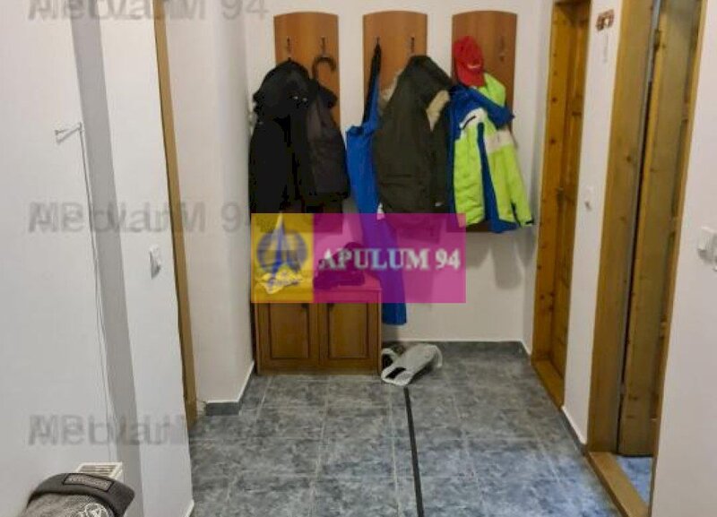 Vila de vanzare in Sinaia - Zona Cumpatu